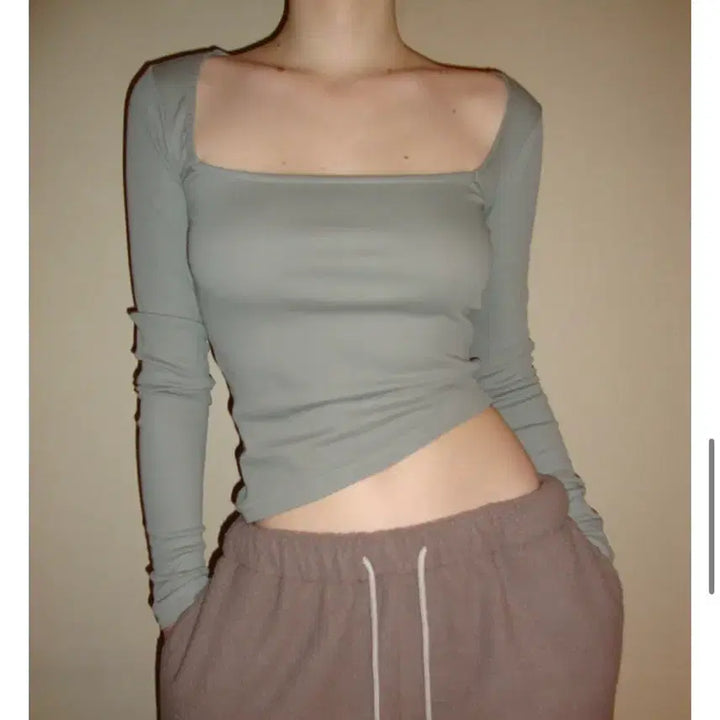 [BUNJANG] Tanger Slim Fit Long Sleeve T-Shirt Khaki Grey / Tanger 긴팔 슬림핏 티셔츠 카키그레이