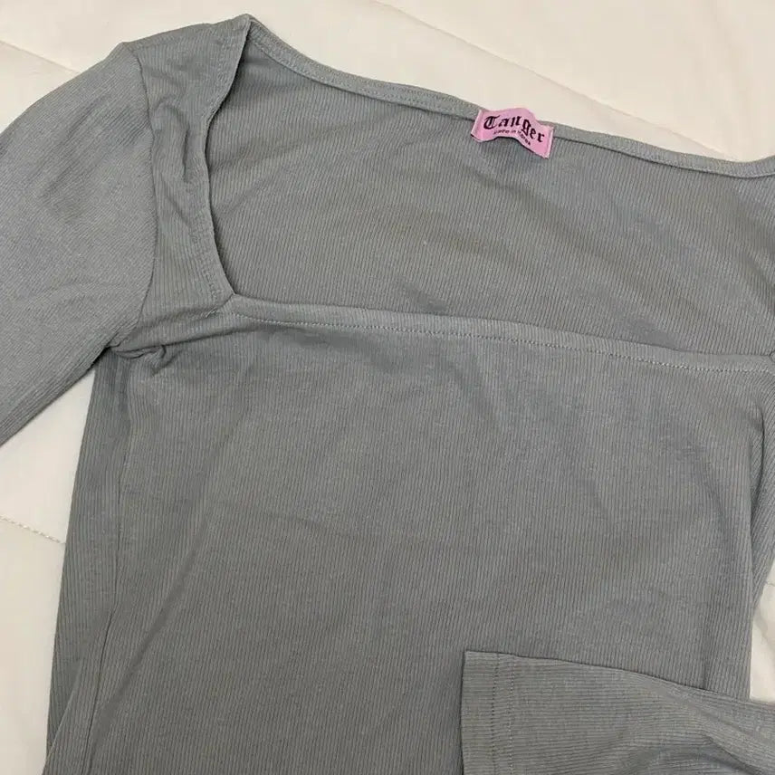 [BUNJANG] Tanger Slim Fit Long Sleeve T-Shirt Khaki Grey / Tanger 긴팔 슬림핏 티셔츠 카키그레이