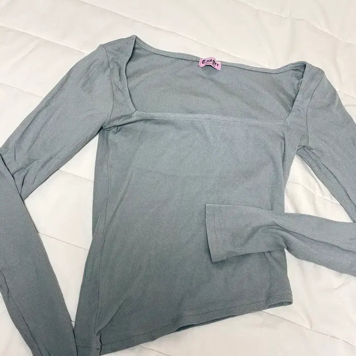 [BUNJANG] Tanger Slim Fit Long Sleeve T-shirt / Tanger 긴팔 슬림핏 티셔츠 카키그레이