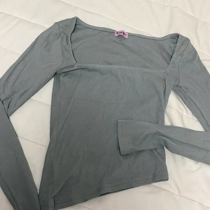[BUNJANG] Tanger Slim Fit Long Sleeve T-shirt / Tanger 긴팔 슬림핏 티셔츠 카키그레이