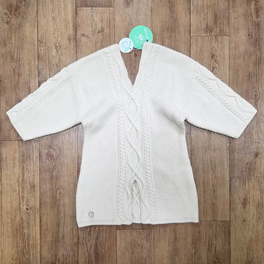 [BUNJANG] PIVVEE V-Neck Cable Knit Sweater / 피브비(PIVVEE) V넥 케이블니트 55-66 새상품