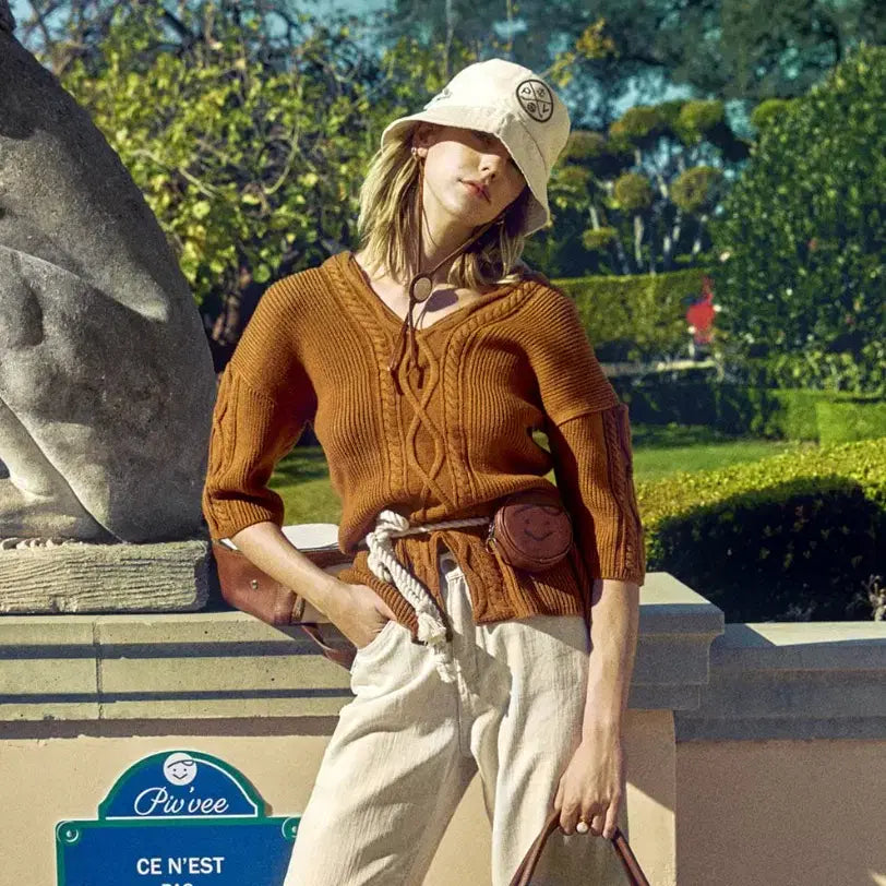 [BUNJANG] PIVVEE V-Neck Cable Knit Sweater / 피브비(PIVVEE) V넥 케이블니트 55-66 새상품