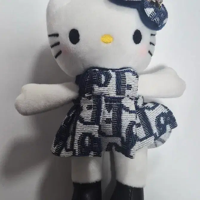 [BUNJANG] Long Legs Kitty Keychain / 롱다리키티 키링