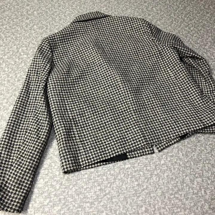 [BUNJANG] ZIGOT Glitter Tweed Jacket / 지고트 글리터 펄 트위드 자켓 출근룩 하객룩 결혼식 올드머니룩