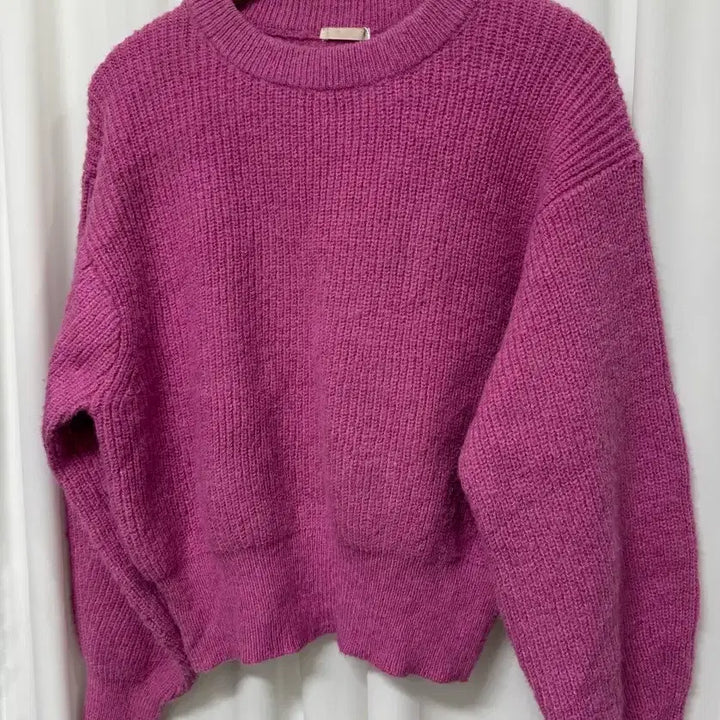 [BUNJANG] GU Pink Knit Sweater / GU 핑크색 니트 스웨터