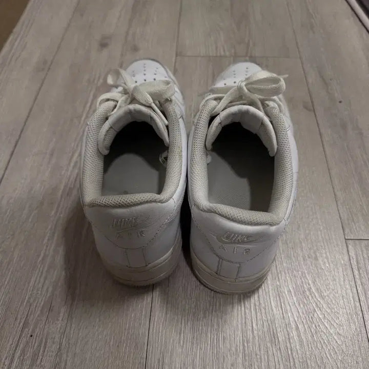 [BUNJANG] Nike Air Force White Sneakers / 나이키 에어포스 흰색 260