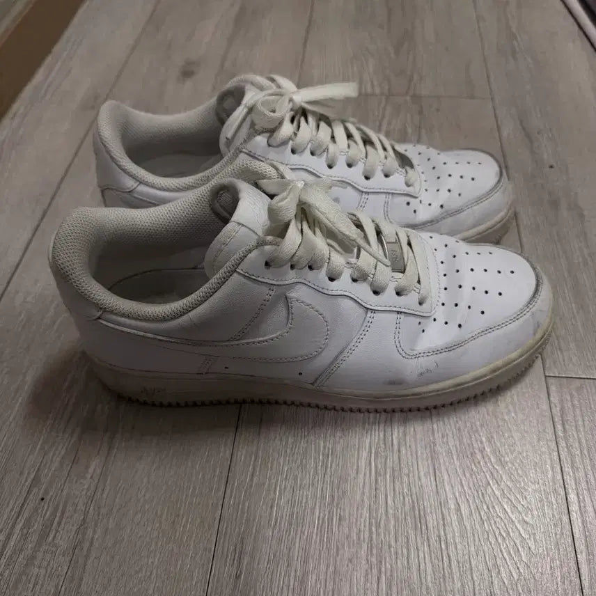 [BUNJANG] Nike Air Force White Sneakers / 나이키 에어포스 흰색 260