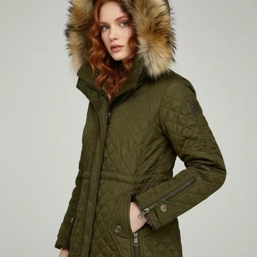 [BUNJANG] Burberry Natural Fur Hooded Quilting Jacket (XS) / 버버리 천연퍼 후드 퀼팅 자켓(XS(44~55)