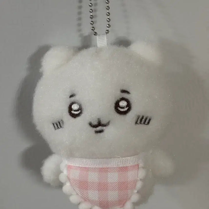 [BUNJANG] Muunjakgwi Chiikawa Bib Plush Keyring / 먼작귀 치이카와 턱받이 인형 키링(가격제안 환영)