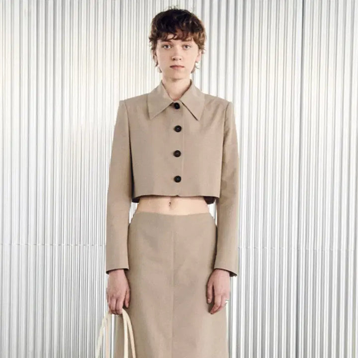 [BUNJANG] EOUS Cropped Jacket / 에오우스(EOUS) 크롭자켓 프리사이즈 새상품