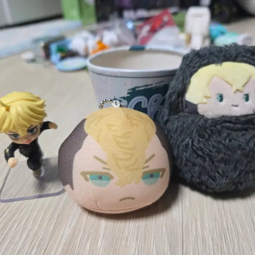 [BUNJANG] Tokyo Revengers Chifuyu Bundle Set / 도리벤 치후유 일괄 판매