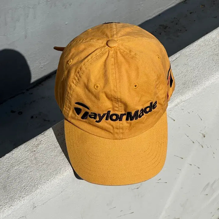 [BUNJANG] TaylorMade Yellow Golf Ball Cap / [M] 테일러메이드 옐로우 골프 볼캡 모자