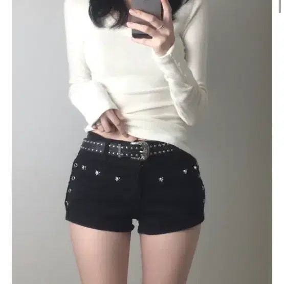 [BUNJANG] Haru Skull Studded Vintage Belt Short Pants / <새상품> 하루 스컬 스터드 빈티지 벨트 숏팬츠