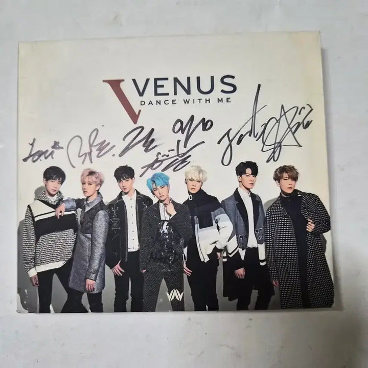 [BUNJANG] VAV Dance With Me Signed CD / (홍보용)VAV DANCE WITH ME 전싸인cd 올려봅니다
