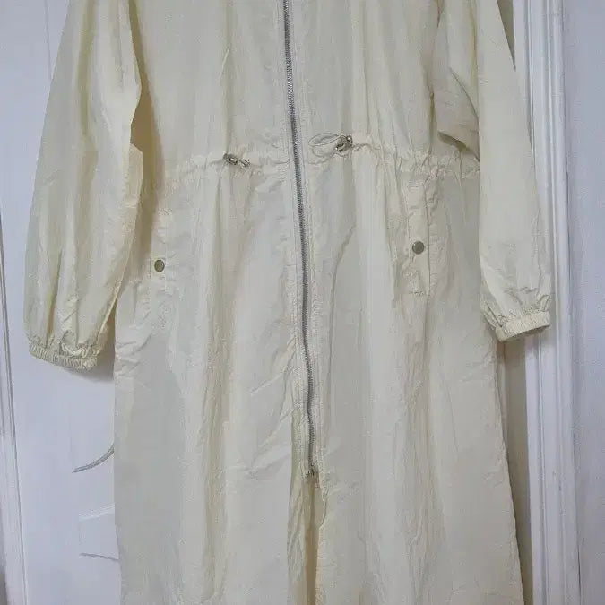 [BUNJANG] Long Windbreaker Ivory (New) / 롱 바람막이 아이보리 (새상품)