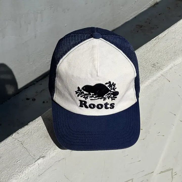 [BUNJANG] Roots Navy Trucker Ball Cap / [F] 루츠 네이비 트러커 볼캡 모자
