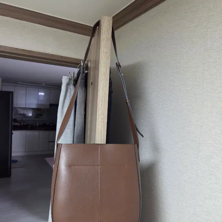 [BUNJANG] Brown Leather Shoulder Bag / 여성가방