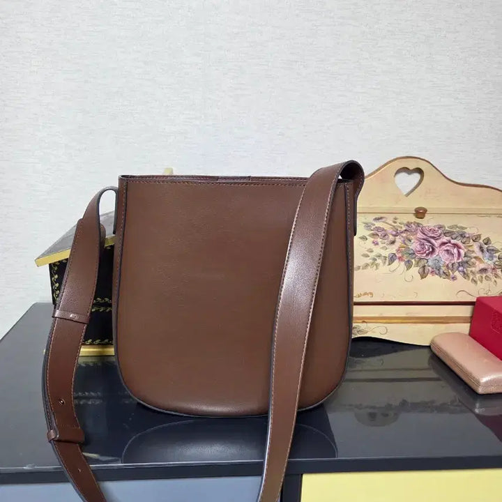 [BUNJANG] Brown Leather Shoulder Bag / 여성가방