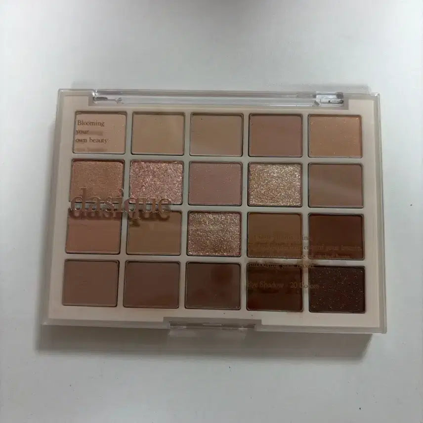 [BUNJANG] Dasique Warm Basic Eyeshadow Palette / 데이지크 팔레트 웜베이직