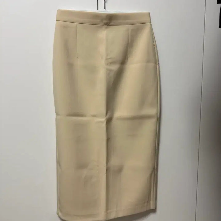 [BUNJANG] Renne Yellow Beige Skirt S / 렌느 옐로베이지 스커트 새제품 S