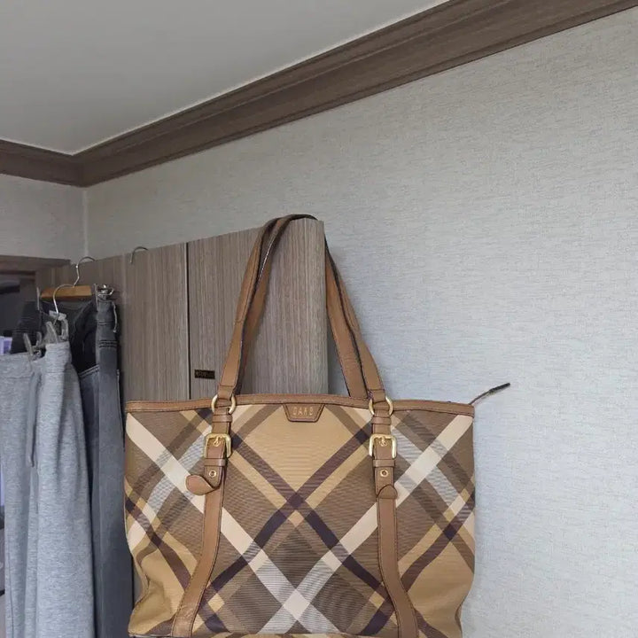 [BUNJANG] DAKS Shoulder Bag / 여성가방