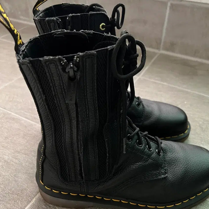 [BUNJANG] Yohji Yamamoto x Dr. Martens Leather Boots / 요지야마모토 X 닥터마틴 부츠 1490 Double zip