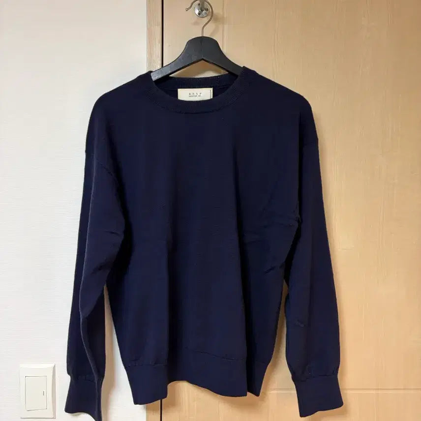 [BUNJANG] Sutter Wool Knit Navy Sweater / 셔터 울 니트 네이비