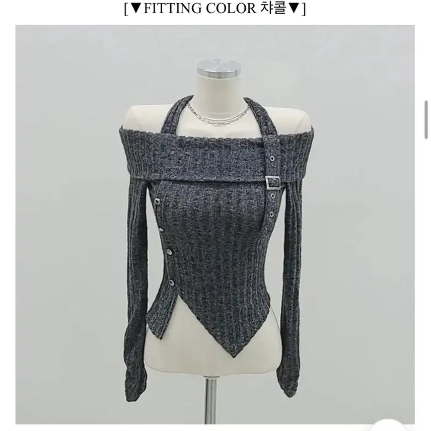 [BUNJANG] Avely Zigzag Halter Neck Off-Shoulder Knit Charcoal / 에이블리 지그재그 홀터넥 오프숄더 니트 차콜