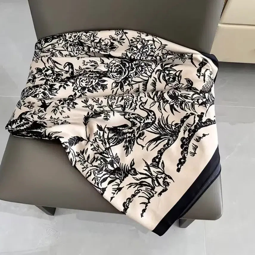 [BUNJANG] Floral Pattern Scarf / 플라워 패턴 스카프 (새상품)