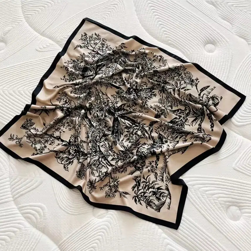 [BUNJANG] Floral Pattern Scarf / 플라워 패턴 스카프 (새상품)