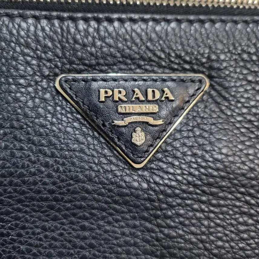 [BUNJANG] Prada Black Clutch (Crossbody) / 상태A+) 100%정품 프라다 블랙 클러치(크로스백 가능)