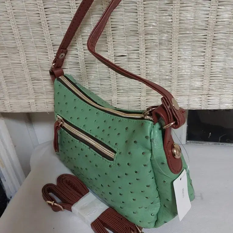 [BUNJANG] Ssamzie Green Ostrich Shoulder Bag / 새제품)쌈지 그린 오스트리치  숄더백 + 추가 스트랩