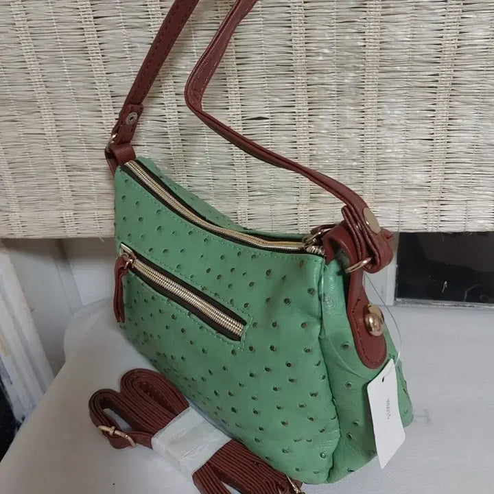 [BUNJANG] Ssamzie Green Ostrich Shoulder Bag / 새제품)쌈지 그린 오스트리치  숄더백 + 추가 스트랩