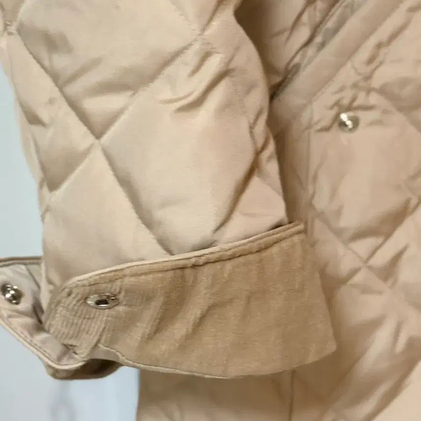 [BUNJANG] Beige Quilted Jacket Lightweight Padding / 베이지 퀼팅 자켓 봄자켓 경량패딩