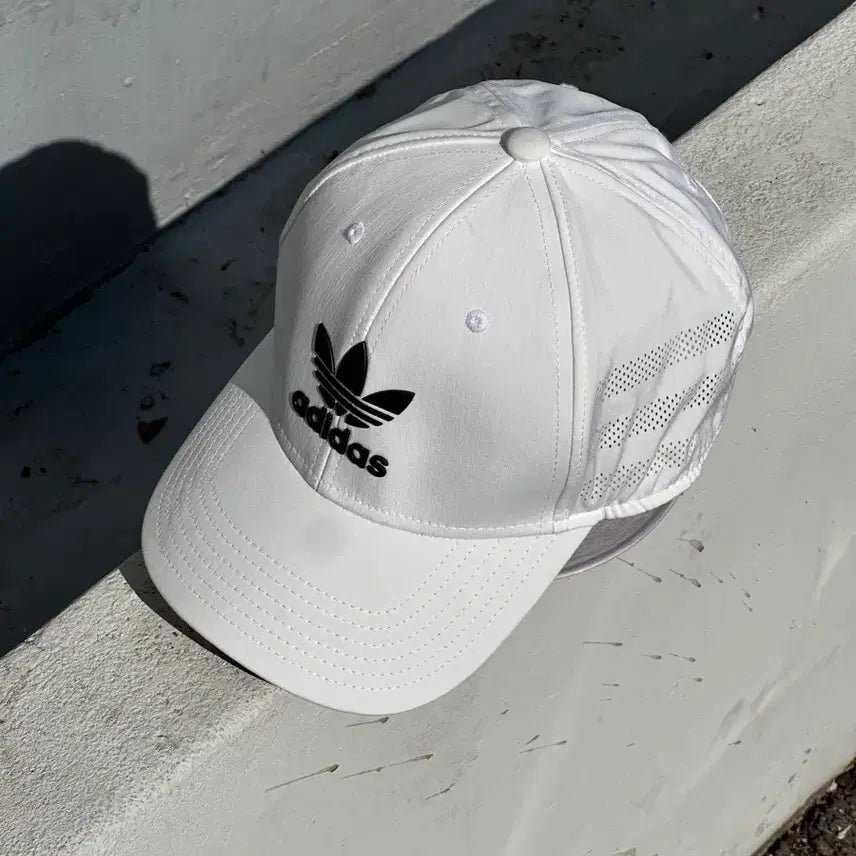 [BUNJANG] Adidas White Ball Cap / [F] 아디다스 화이트 볼캡 모자