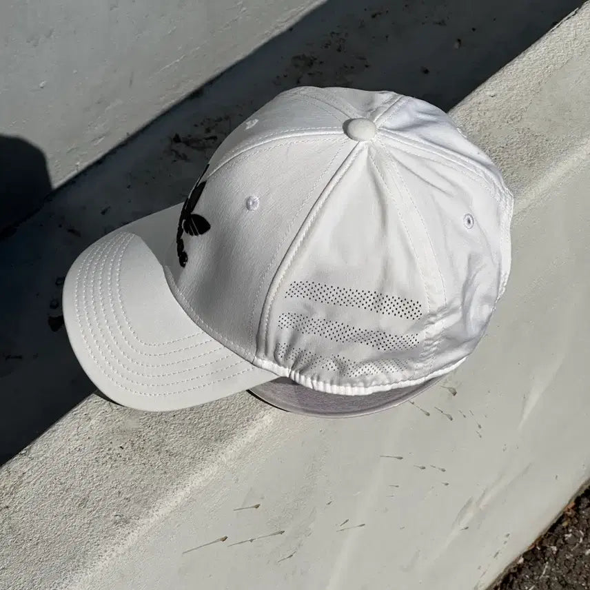 [BUNJANG] Adidas White Ball Cap / [F] 아디다스 화이트 볼캡 모자