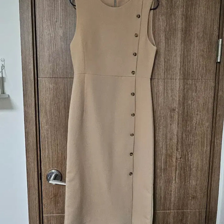 [BUNJANG] J.Elf Beige Rienne Long Dress / 제이엘프 베이지 리엔느 롱 원피스