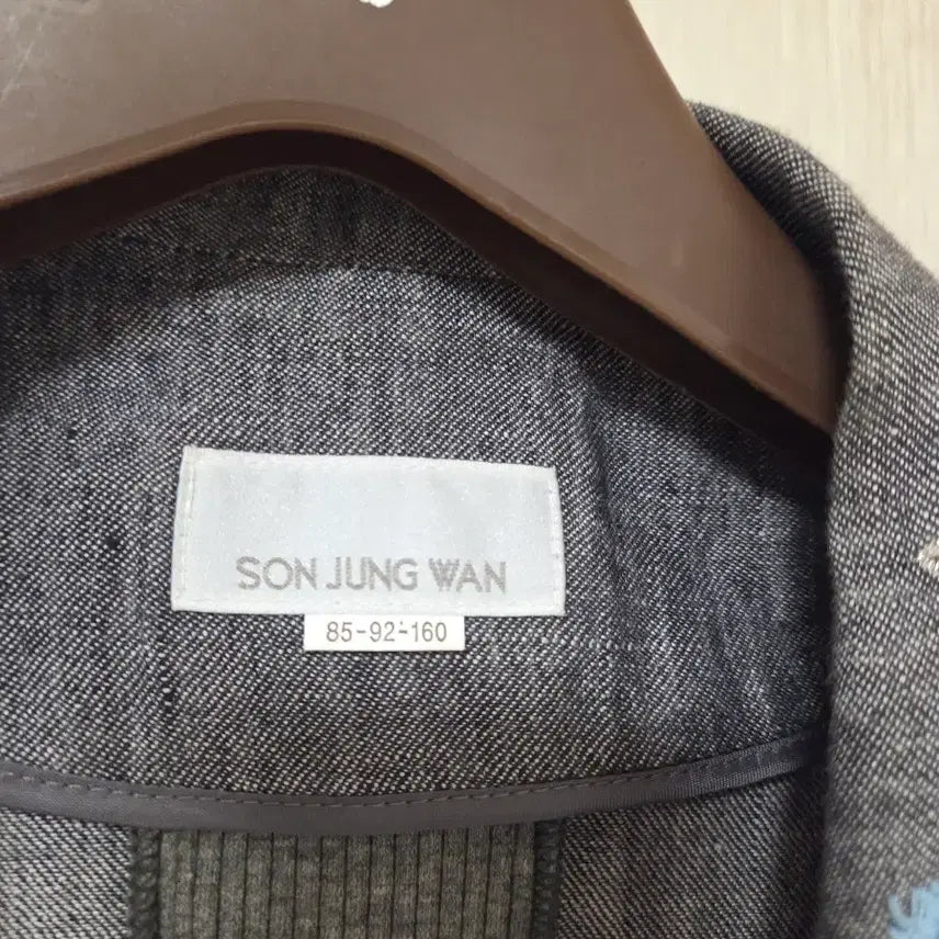 [BUNJANG] Son Jung Wan Linen Embroidered Jacket / 손정완 자수 린넨쟈켓