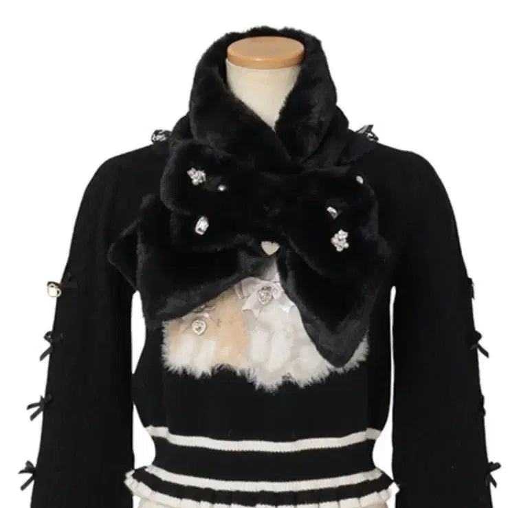 [BUNJANG] Liz Lisa Black Fur Muffler / 리즈리사 모피 머플러 블랙 양도 양산형 지뢰계 마즈 시허니 피움