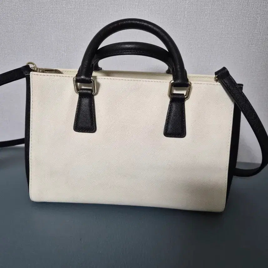 [BUNJANG] Metrocity Leather Tote Bag Crossbody Shoulder Bag / 메트로시티 토트백 크로스백 숄더백 가방-379