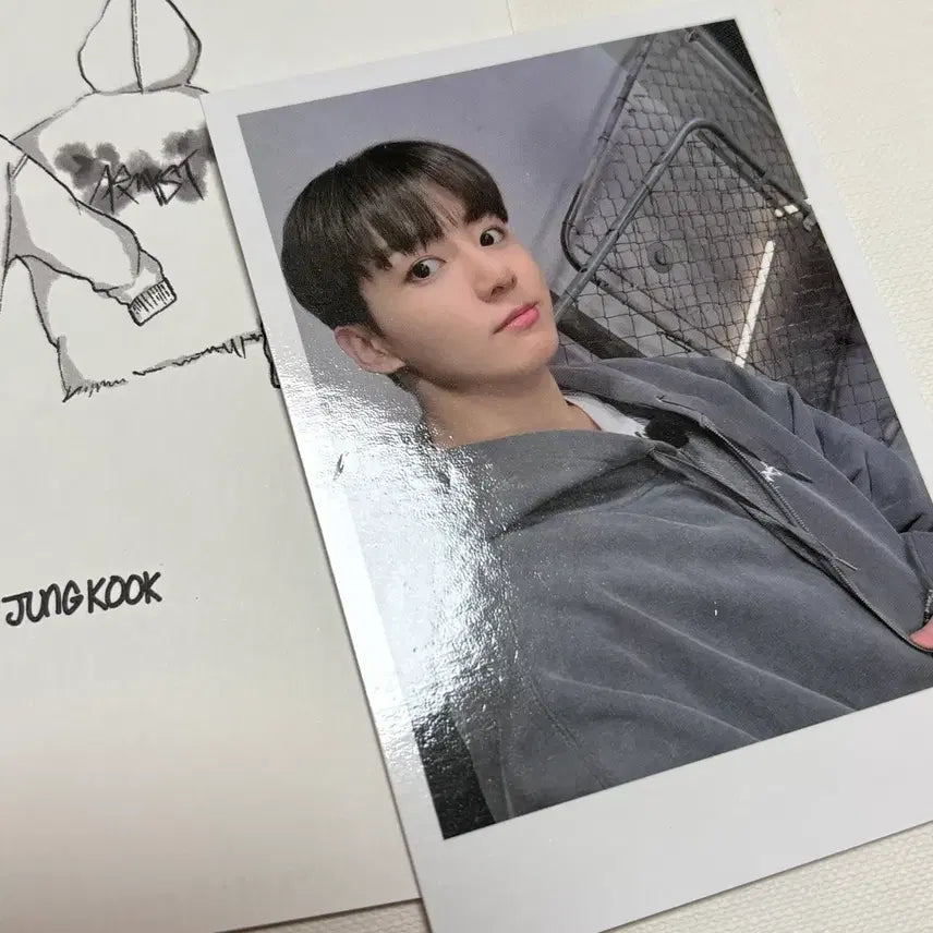 [SOLD OUT] 방탄 정국 아티스트 메이드 무드등 포카