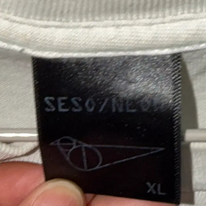 [BUNJANG] Se So Neon Jayu T-Shirt / 새소년 굿즈 티셔츠