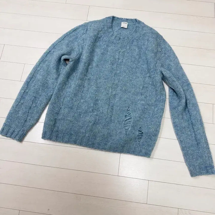 [BUNJANG] COVERT Italian Alpaca Distressed Sweater (Size 50) / 커버트 (COVERT) 이태리 알파카 디스트레스드 스웨터 50 size
