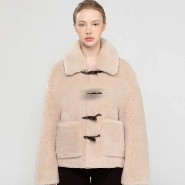 [BUNJANG] Short Toggle Coat (Beige) / 뽀글이 양털 떡볶이 숏코트 (베이지)