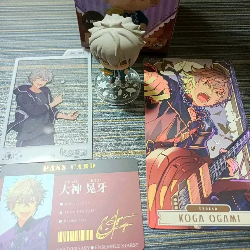 [BUNJANG] Ensemble Stars Koga Figure and Card Bundle Set / 앙스타 코가 피규어, 카드 일괄