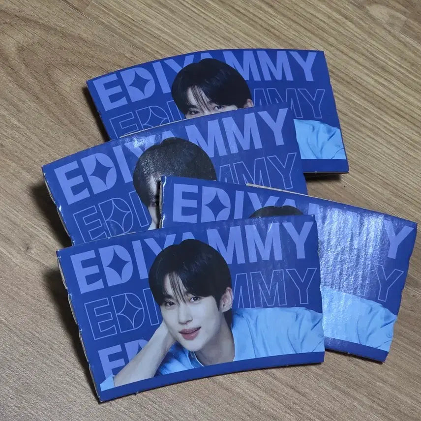 [BUNJANG] Byeon Woo Seok Cup Holder Bundle Set / 변우석 컵홀더 일괄