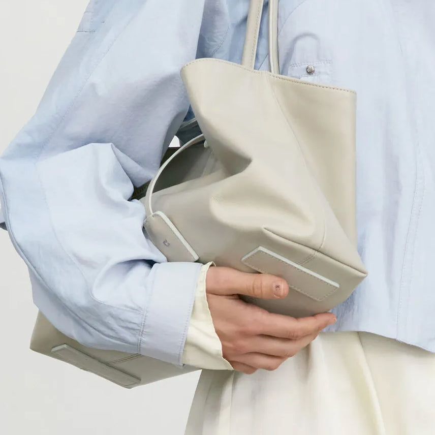 [BUNJANG] Low Classic Haircot Mini Bag Light Beige / 로우클래식 해리콧미니백 라이트베이지 새상품