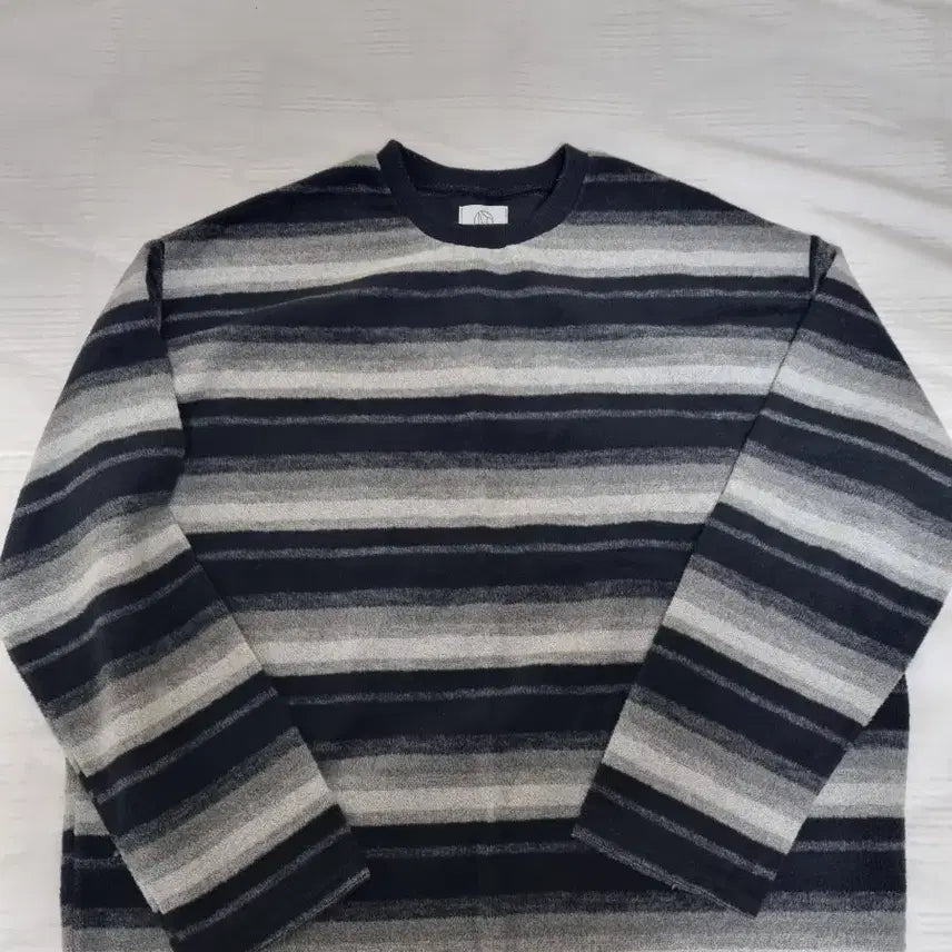 [BUNJANG] Mohair Stripe Knit Top / 모헤어 스트라이프 니트티 판매합니다