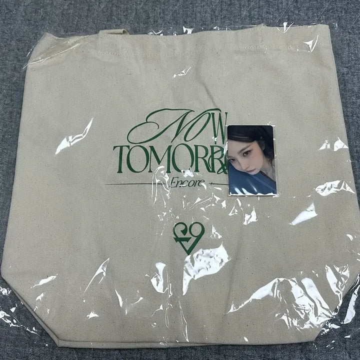 [BUNJANG] fromis_9 Jiheon Tote Bag / 프로미스나인 일본 앙콘 MD 토트백(지헌) 미개봉 판매