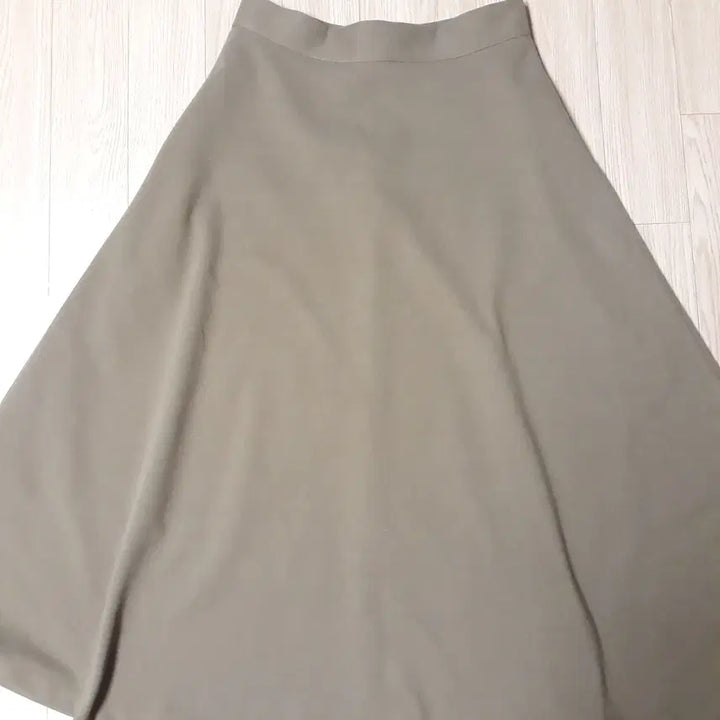 [BUNJANG] ATR Flare Slacks Skirt / (새상품) 치마 롱스커트 플레어 슬랙스커트